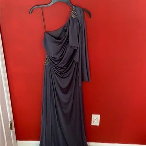 NWT Cachet Evening Gown